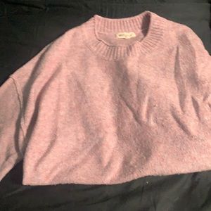 Super cute sweater in medium!